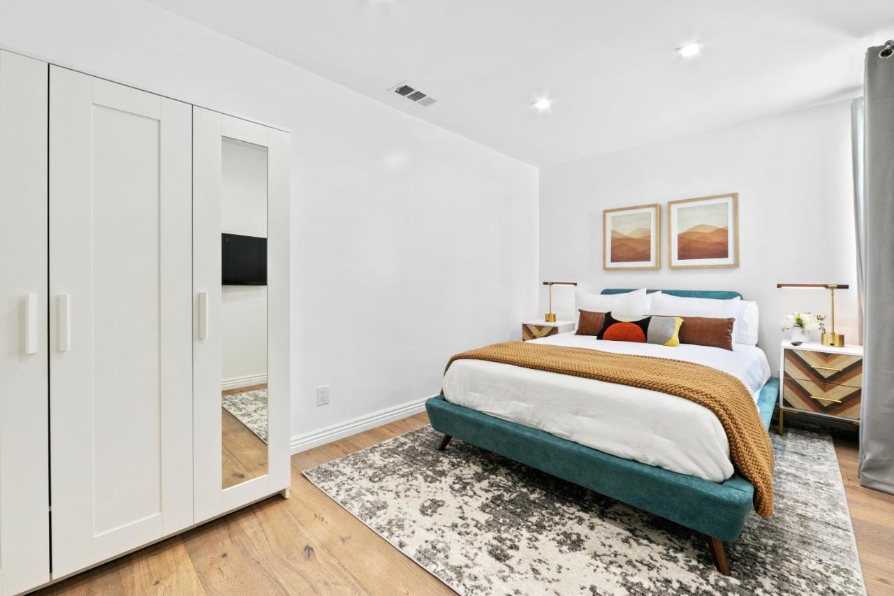 Studio City Contemporary Villa With Pool Sleeps 10 Los Angeles Zewnętrze zdjęcie