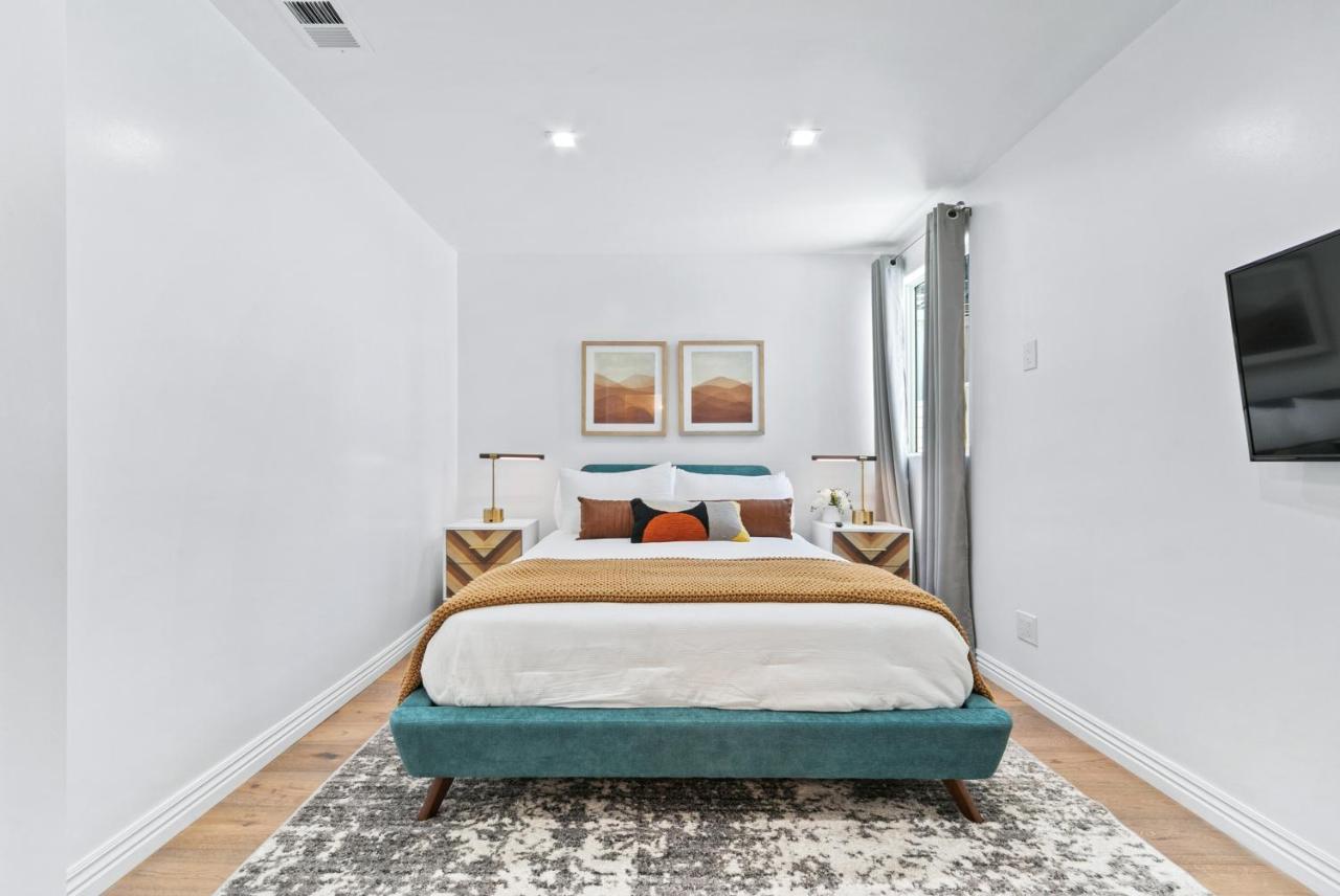 Studio City Contemporary Villa With Pool Sleeps 10 Los Angeles Zewnętrze zdjęcie