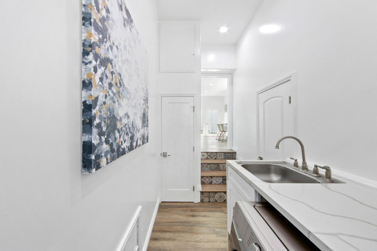 Studio City Contemporary Villa With Pool Sleeps 10 Los Angeles Zewnętrze zdjęcie