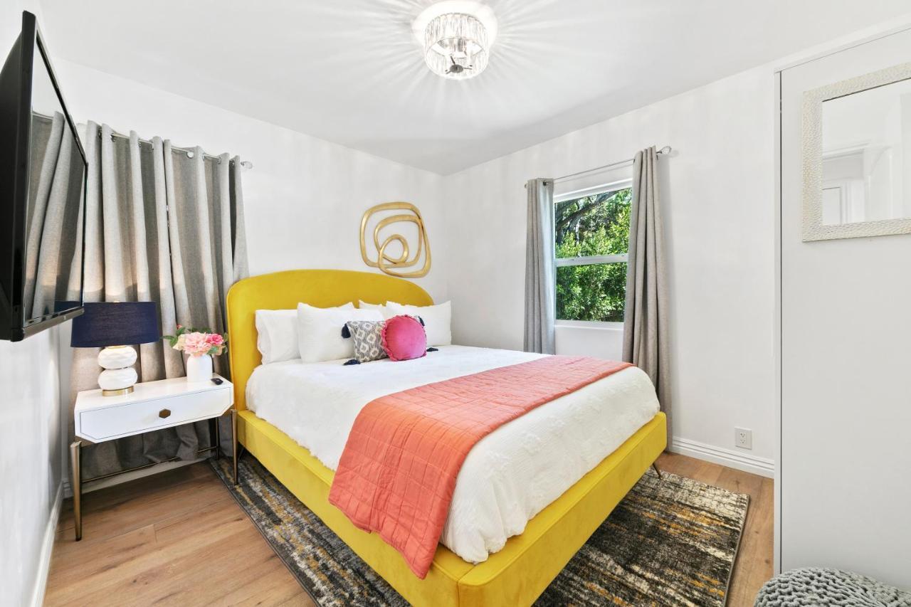 Studio City Contemporary Villa With Pool Sleeps 10 Los Angeles Zewnętrze zdjęcie