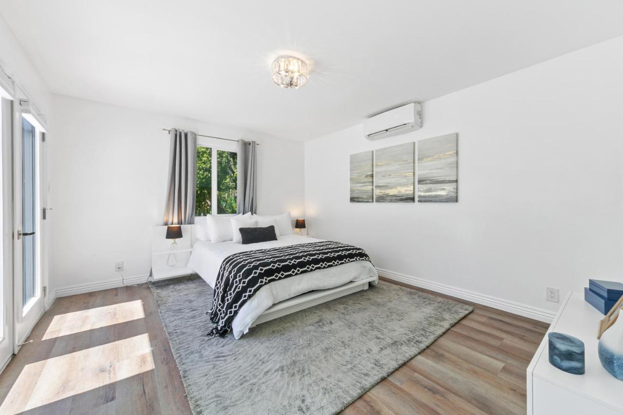 Studio City Contemporary Villa With Pool Sleeps 10 Los Angeles Zewnętrze zdjęcie